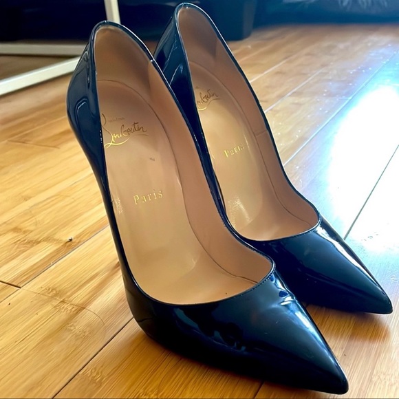 Louboutins - So Kate 120mm Patent in Black - Picture 4 of 6